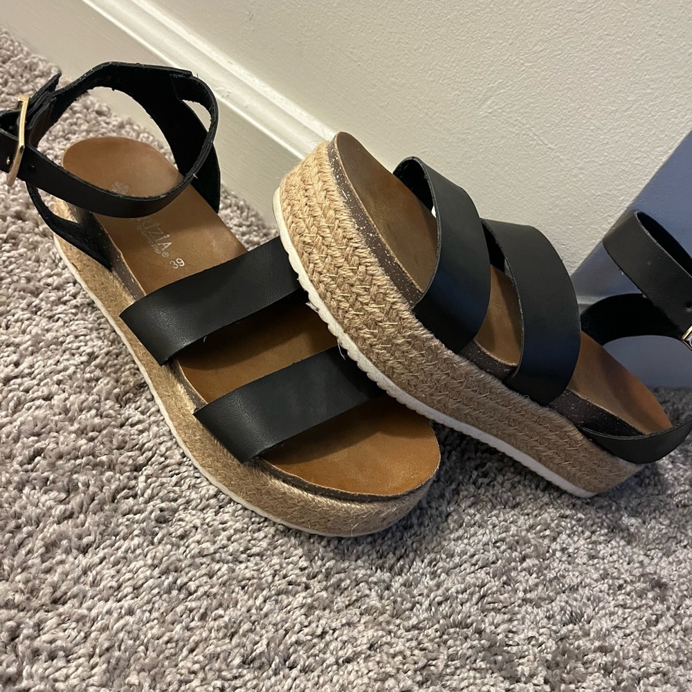 Black, buckle, platform sandals